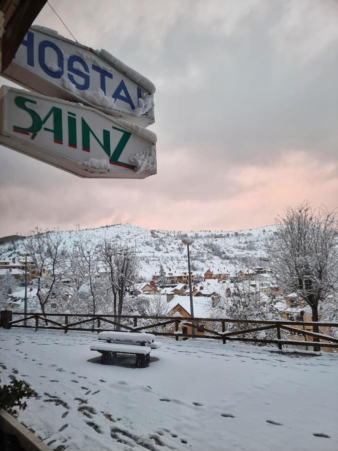 Hostal Sainz Riaño Eksteriør bilde