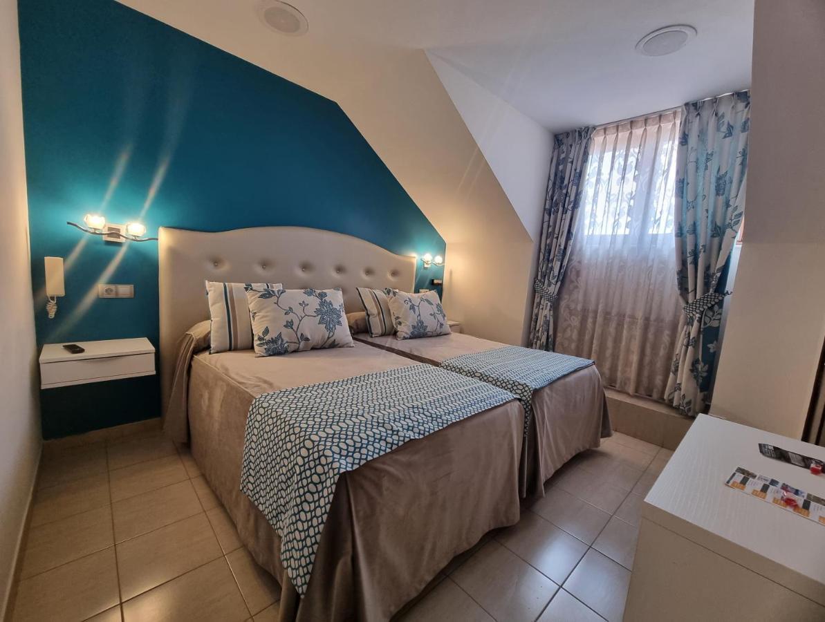 Hostal Sainz Riaño Eksteriør bilde