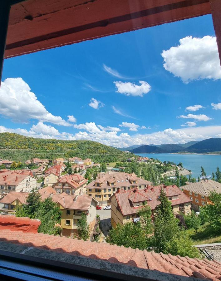 Hostal Sainz Riaño Eksteriør bilde